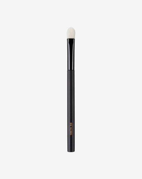 Rae-Morris-Brush-20-Concealer-