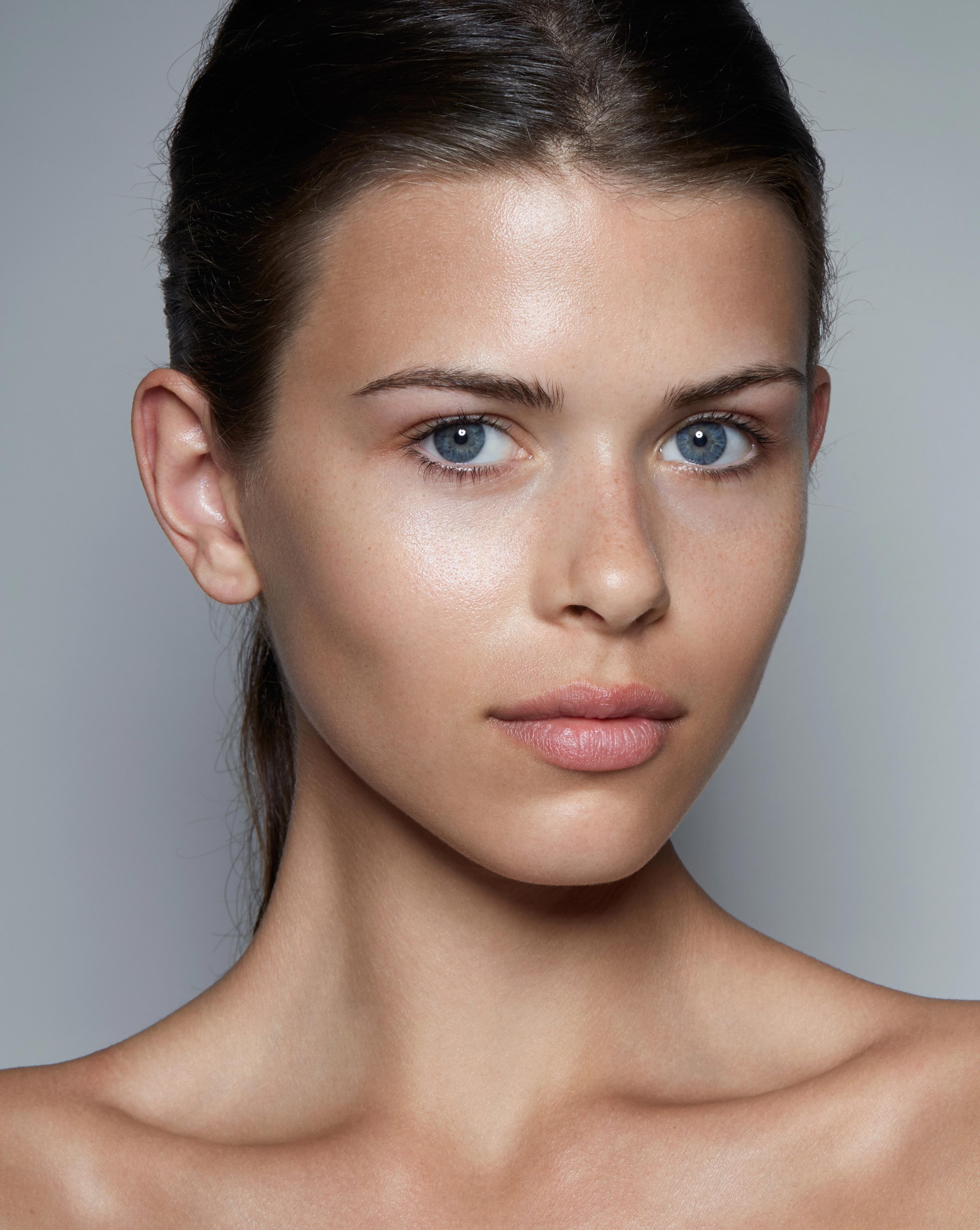 JISHAKU #26.1: RADIANCE BRUSH (BLACK)